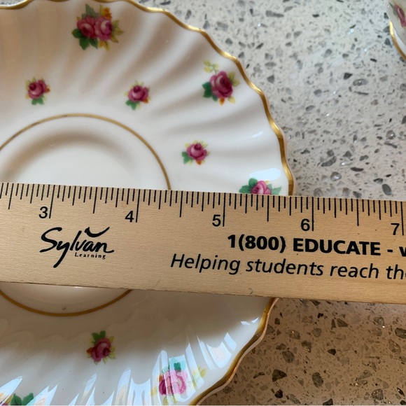 ROYAL DOULTON Rosebud Swirled Footed Cup & Saucer Set - Picture 10 of 13